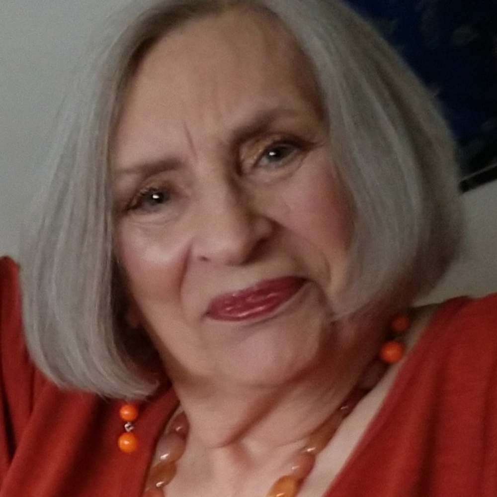Meet your Posher, Caryn